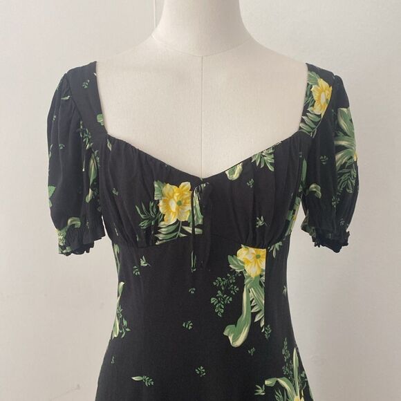 Urban Outfitters Cassia Black Floral Puff Sleeve Mini Dress Size Small - Picture 3 of 16